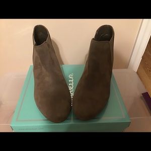 Ankle boots - 9w